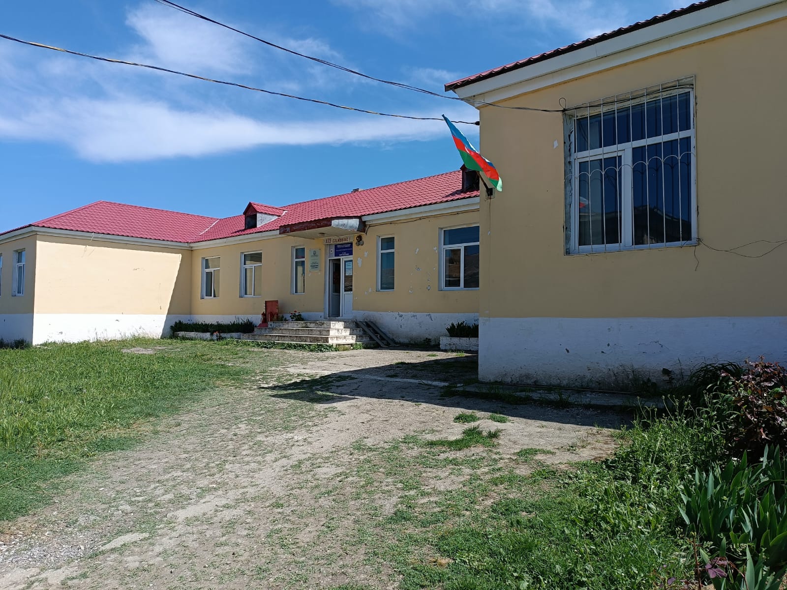 Şabran rayonu Cümşüd Əsgərov adına Pirəmsən kənd tam orta məktəbi