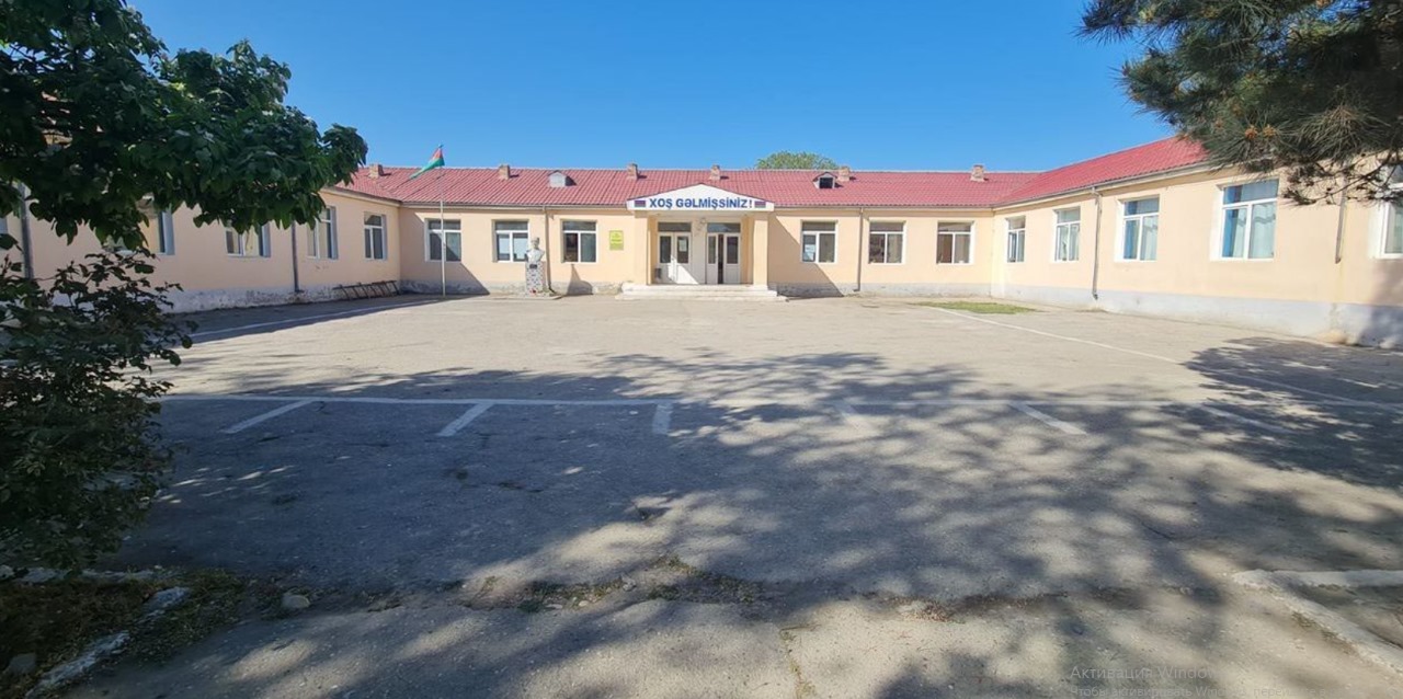 Xaçmaz rayonu Müşkür kənd Tarverdi Bayramov adına tam orta məktəb