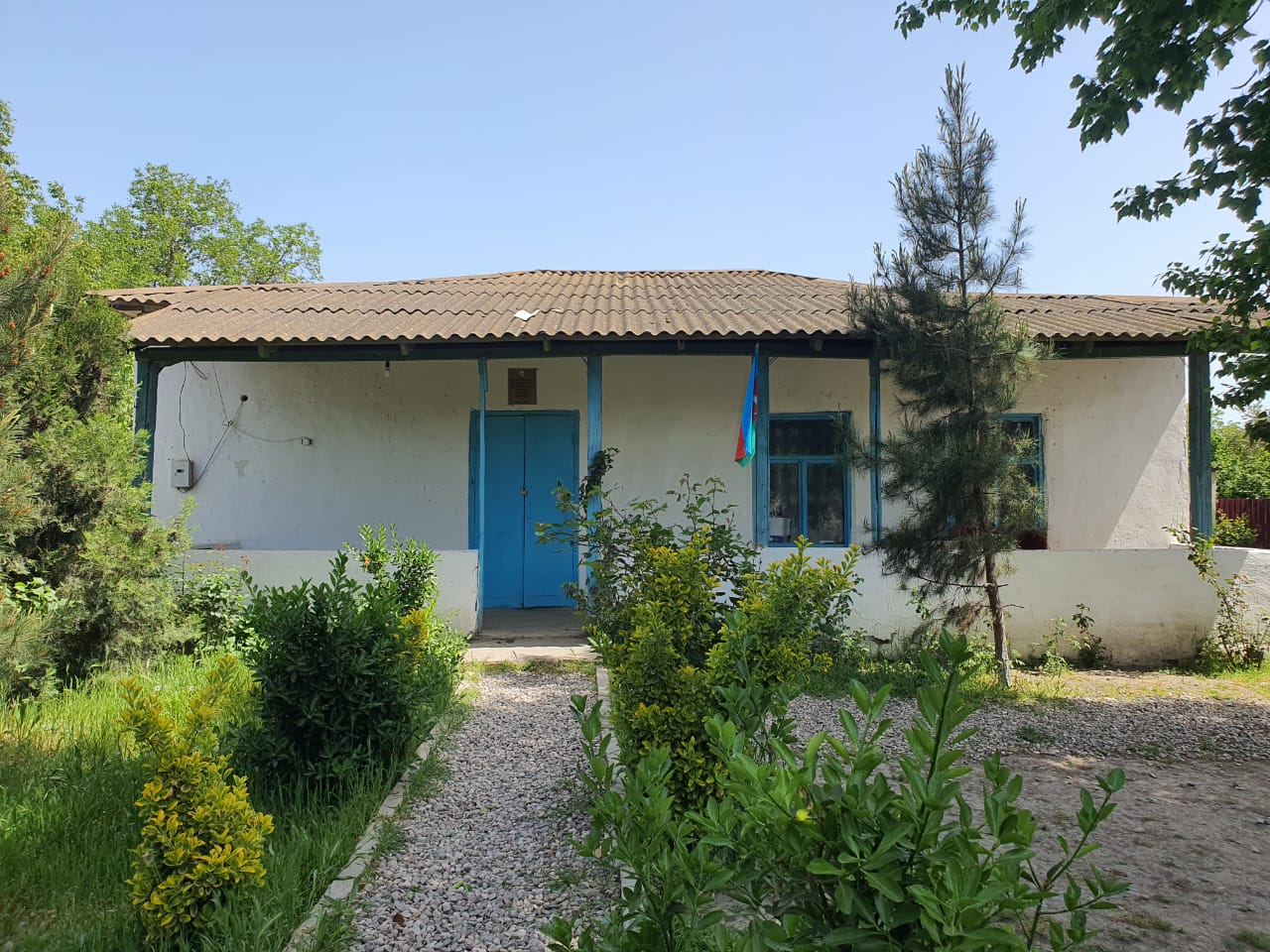 Xaçmaz rayon Moruqoba kənd ibtidai məktəb