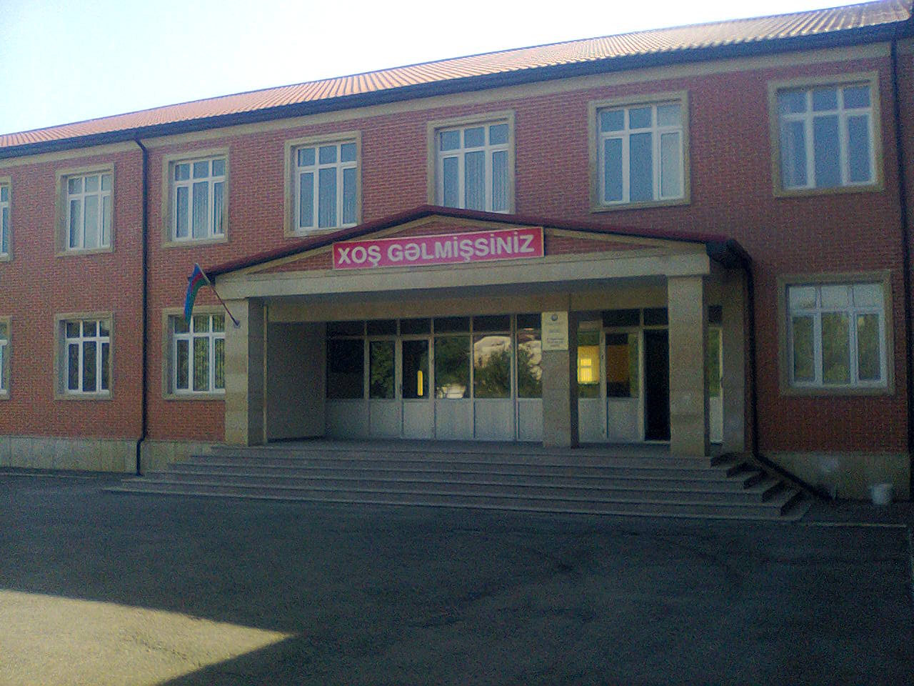 Quba rayonu İkinci Nügədi kənd 3 nömrəli tam orta məktəb