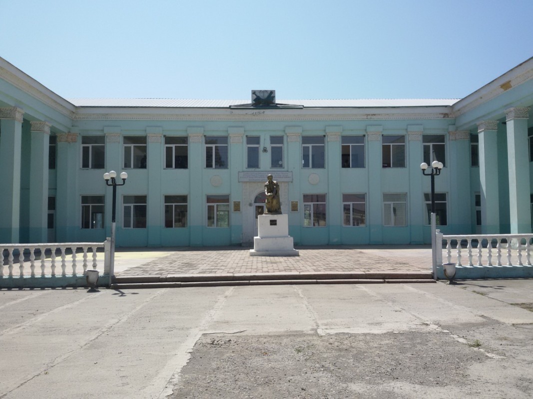 Quba şəhər Zaur Cəfərov adına 3 nömrəli tam orta məktəb