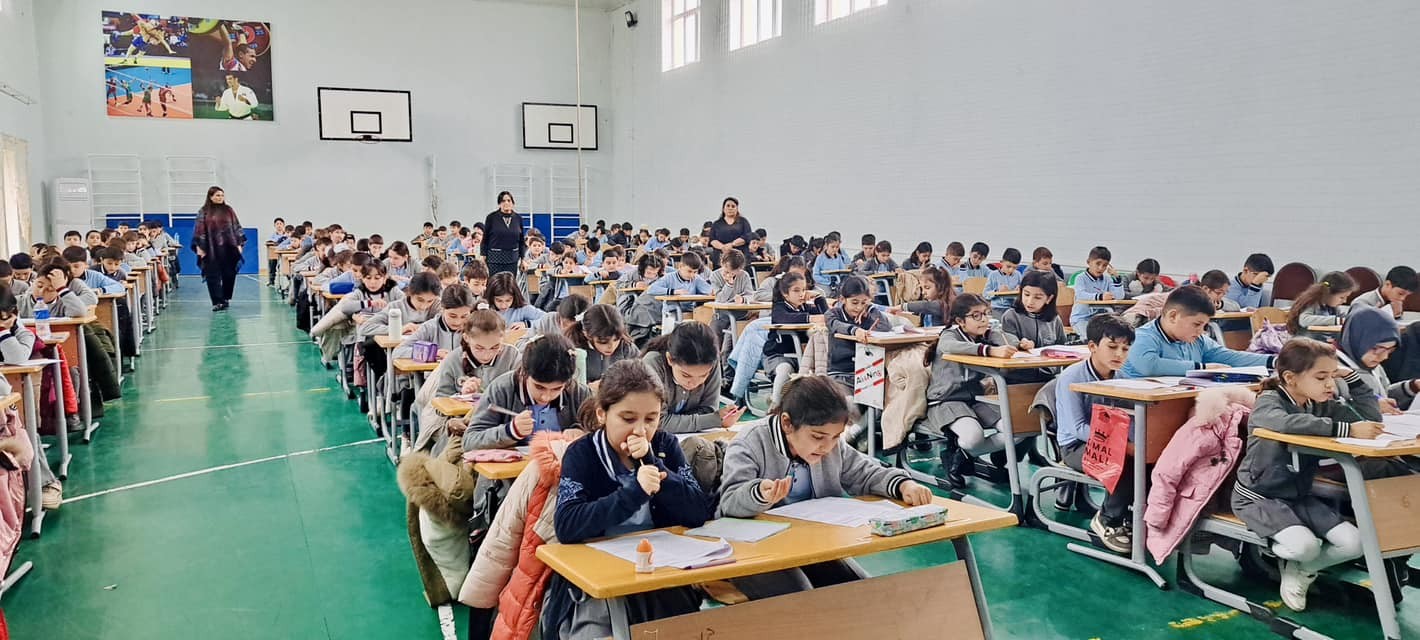 IV siniflərdə sınaq imtahanı keçirildi