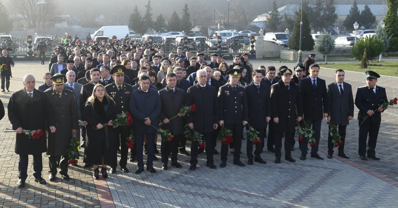 Ümummilli Heydər Əliyevin xatirəsi ehtiramla anıldı