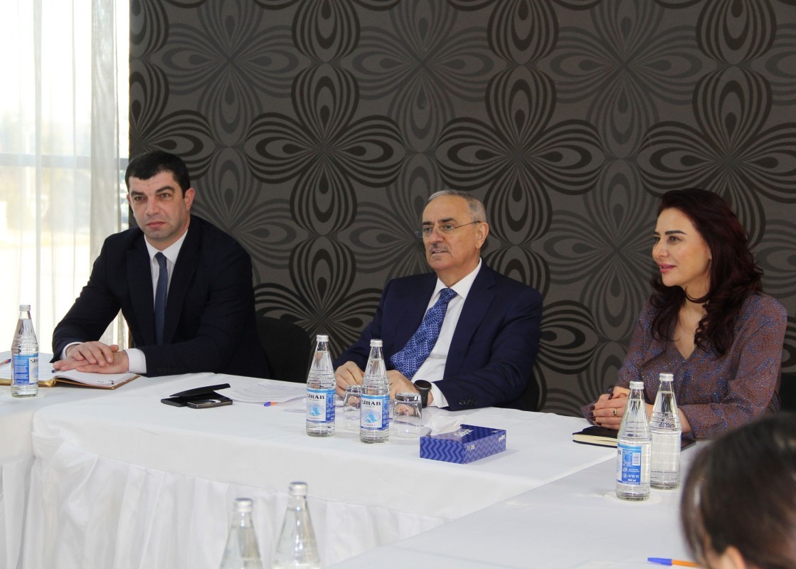 Şagirdlərlə görüş keçirildi