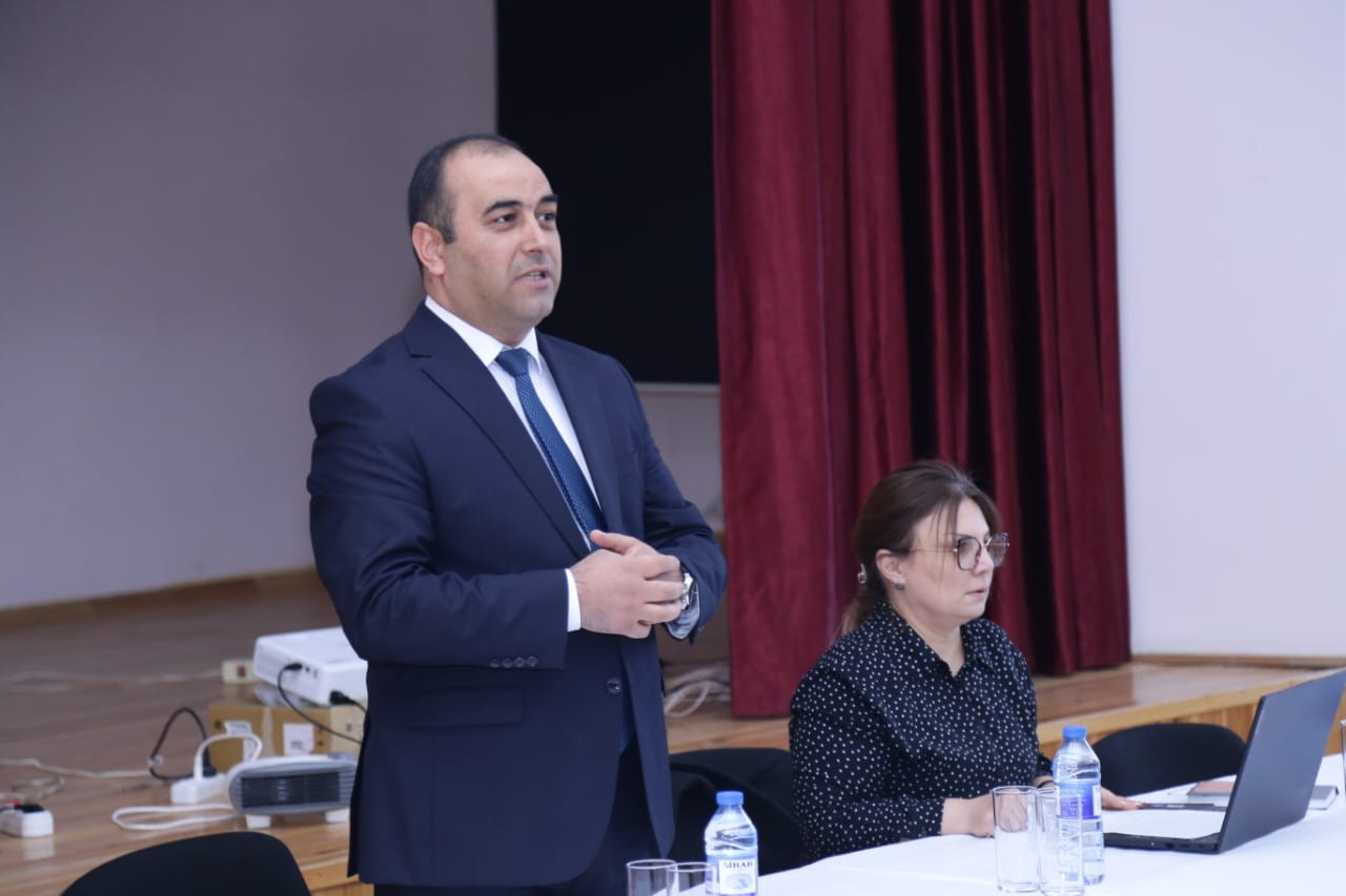 Ümumi təhsil müəssisələrinin rəhbərləri və fənn müəllimləri ilə silsilə görüşlərə başlanılmışdır.