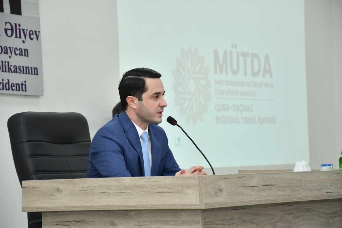 Təhsil müəssisələrinin rəhbərləri ilə görüş keçirildi