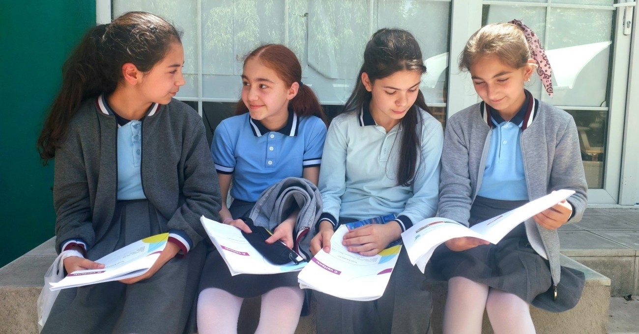 Monitorinqdən sonra şagirdlərin maraqlı anlarını əks etdirən fotolar