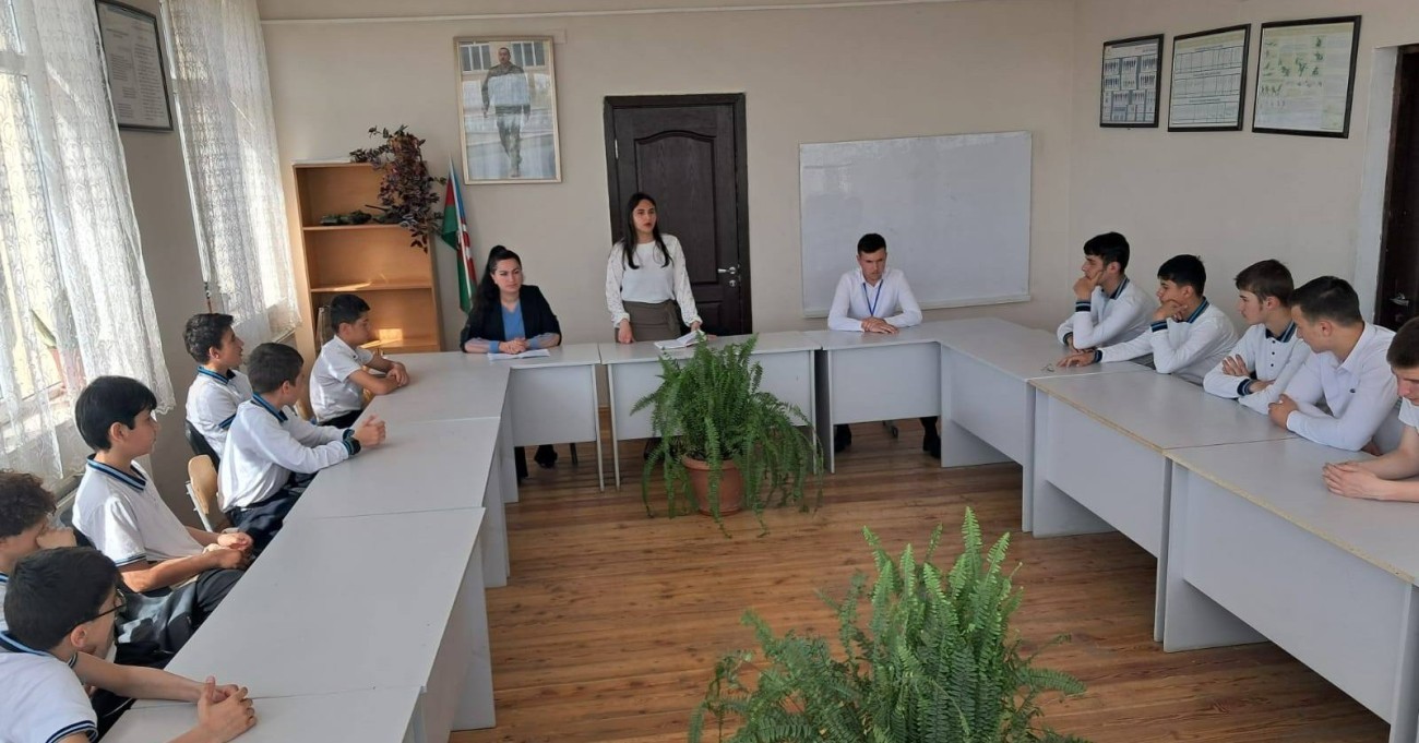 “Mən və hüquqlarım” adlı dəyirmi masa keçirilib