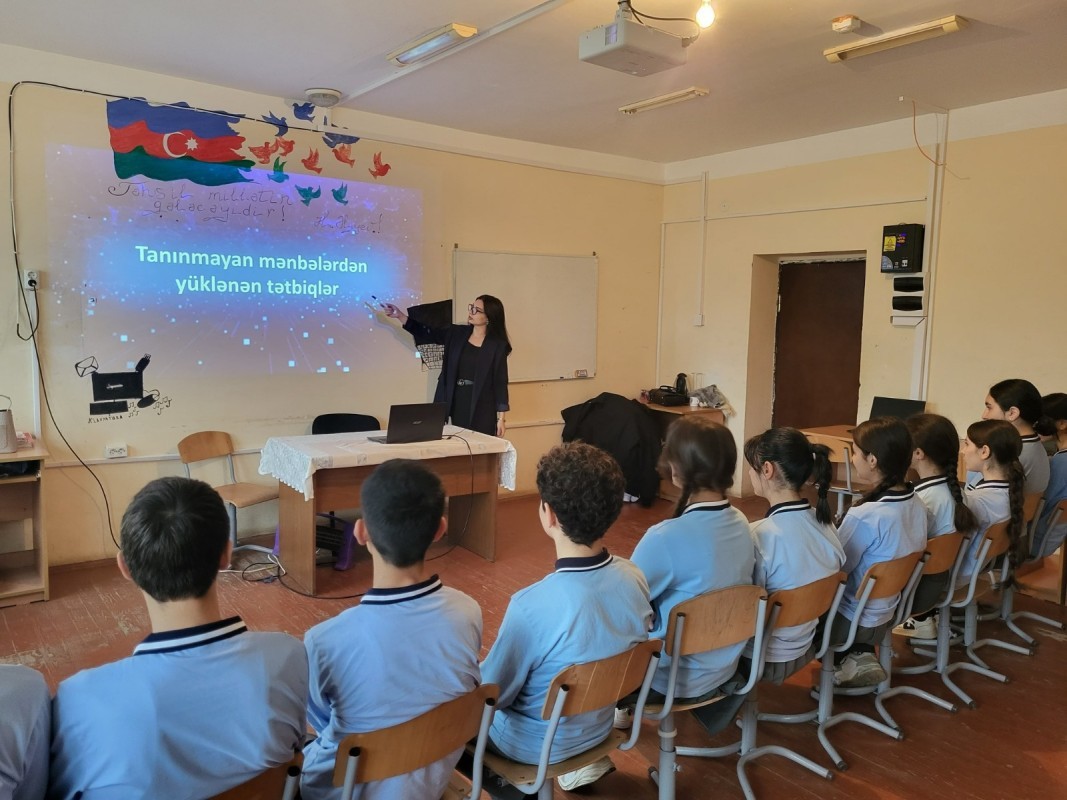 Zərərli informasiyadan qorunması mövzusunda tədbirlər keçirilib.