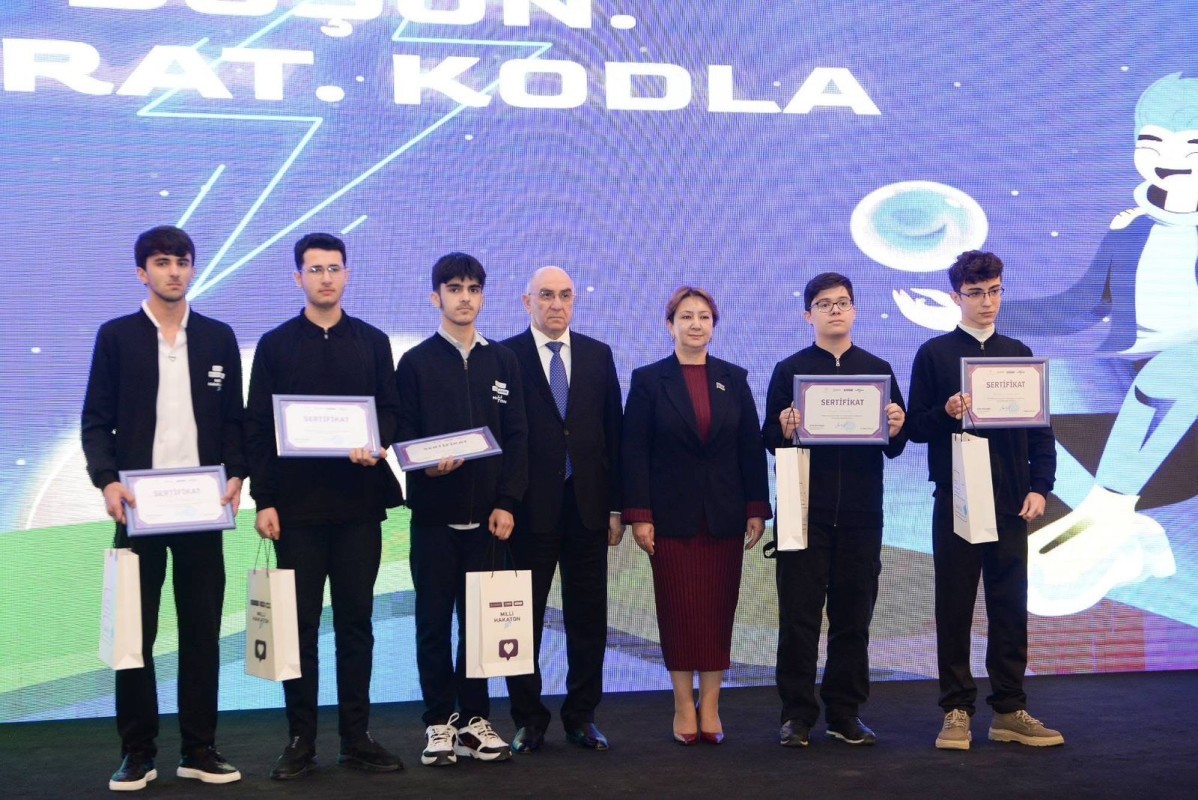 Məktəblilərarası Milli Hakaton mükafatlandırma mərasimi baş tutub