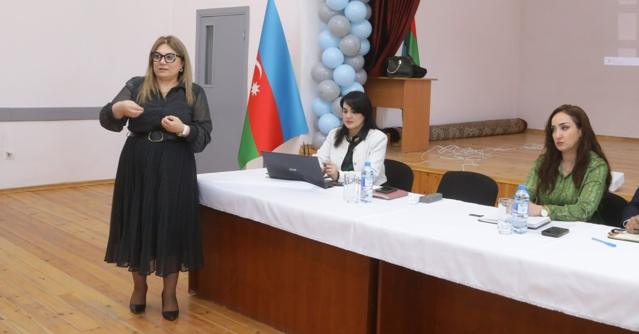 Bağça müdirləri ilə görüş keçirildi
