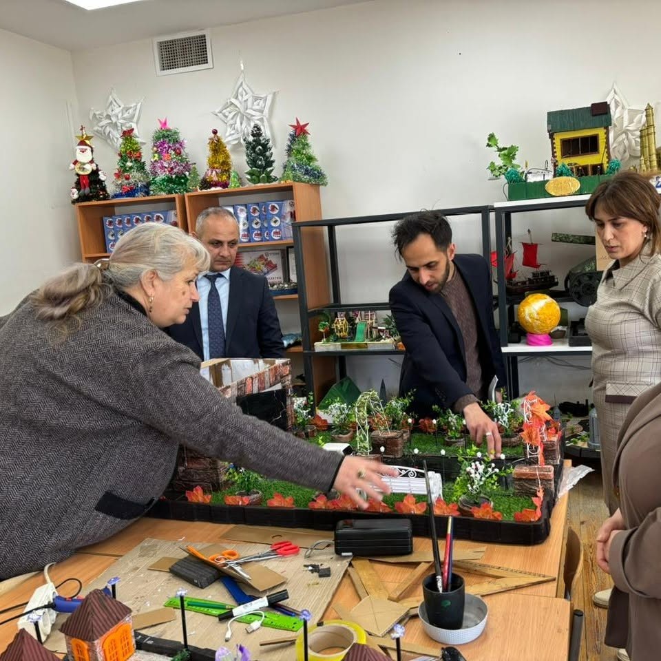 Monitorinq və görüşlər davam etdirilir.