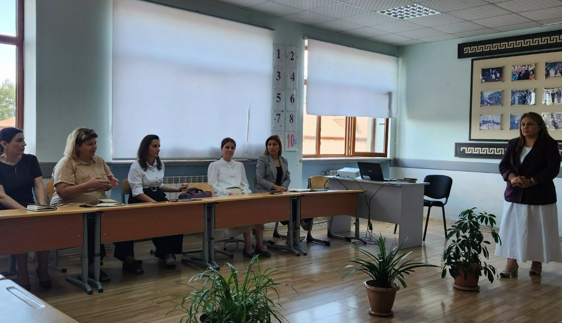 Direktorların adaptasiya proqramı görüşü təşkil olunub