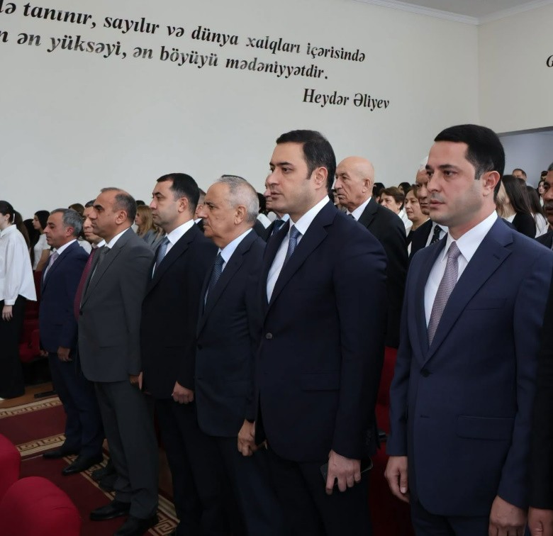 Qusarda məzun və şagirdlərlə görüş keçirilib