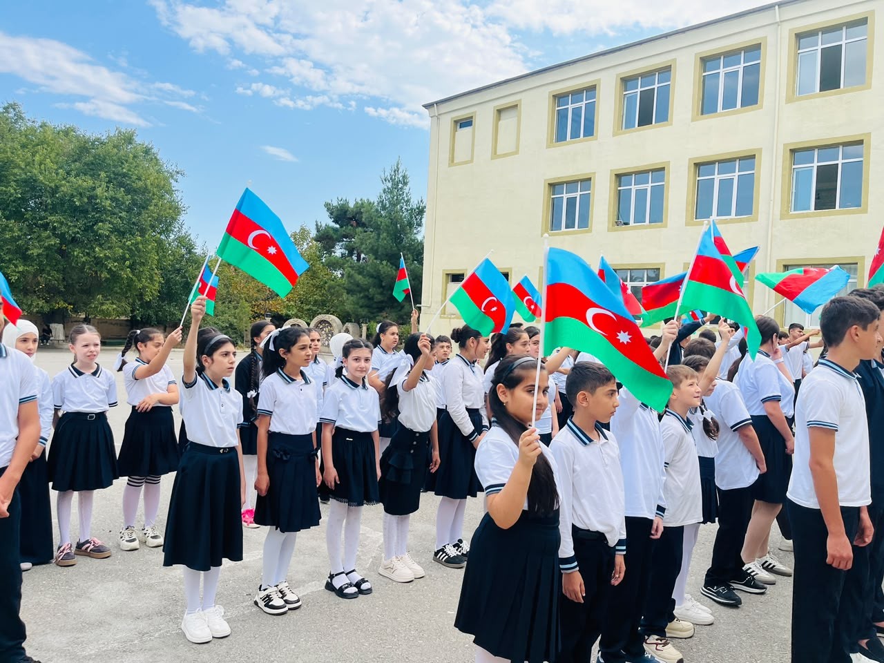 Dövlət Suverenliyi Günü münasibətilə tədbirlər keçirildi